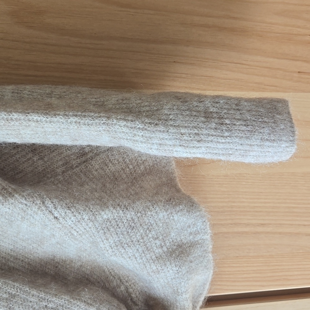 Sezane Zebulon Neutral Kid Mohair Blend Sweater, French Chic, Size Small - Picture 6 of 12